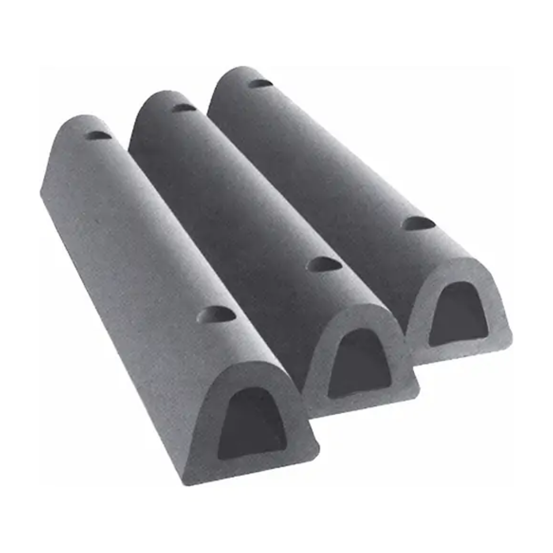 Défenses de quai en caoutchouc extrudé, 11,4 cm (l) x 30,5 cm (L) x 9,4 cm (P)