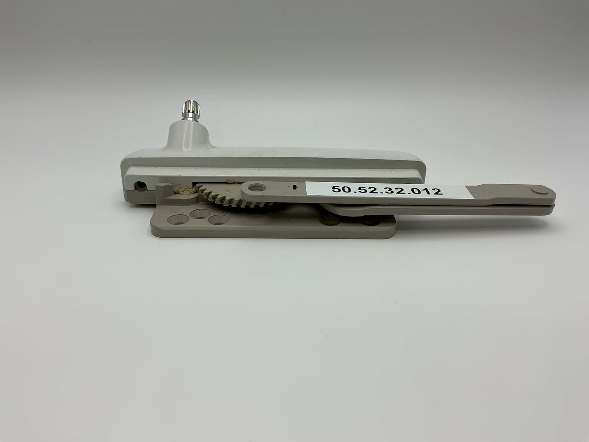 Maxim Reverse Dyad Operator – White