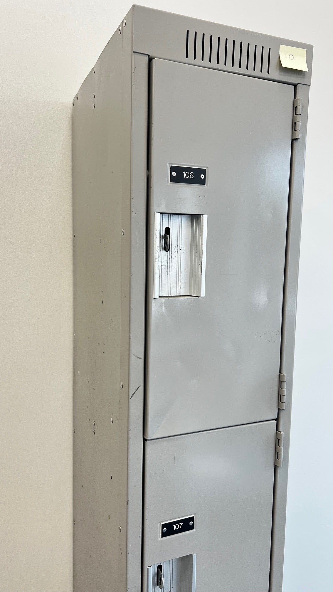 Metal Locker 3-Tier Single Bank